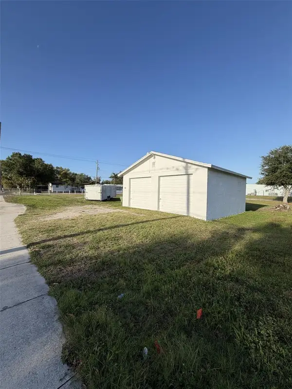 2613 7th Avenue E, BRADENTON, FL 34208