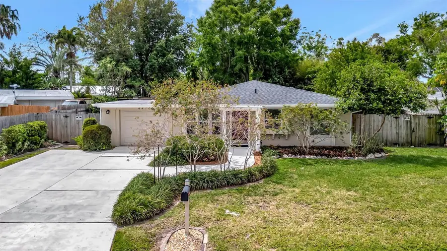 4478 Coco Ridge Circle, Sarasota, FL 34233 - #2