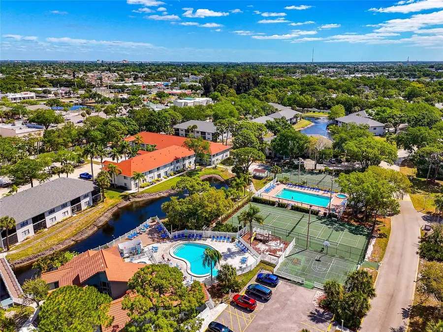 4425 45th Avenue W #202, Bradenton, FL 34210 - #3