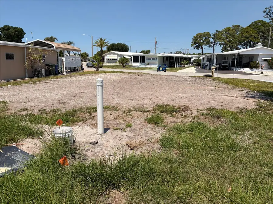 4913 Oakland Hills Avenue, Sarasota, FL 34234 - #2