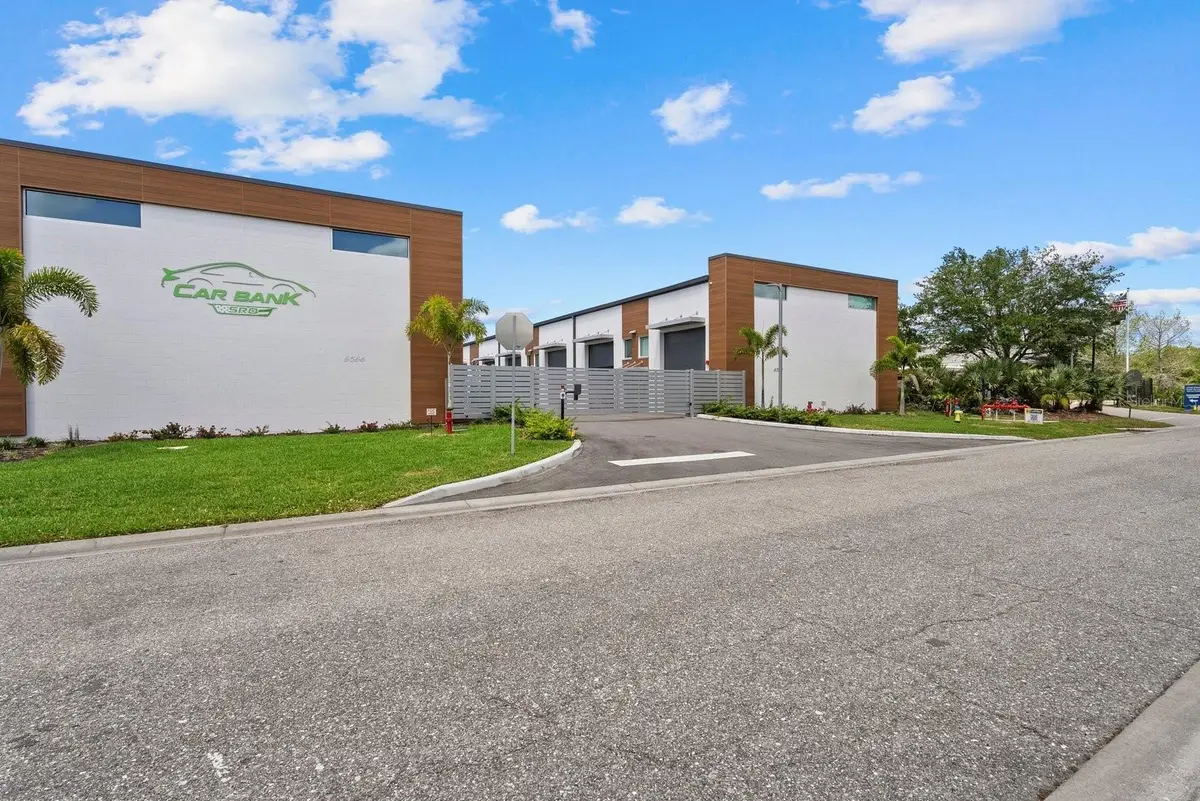 6566 Palmer Park Circle #1, Sarasota, FL 34238 - #1