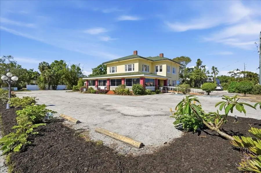 337 8th Avenue W, Palmetto, FL 34221 - #2