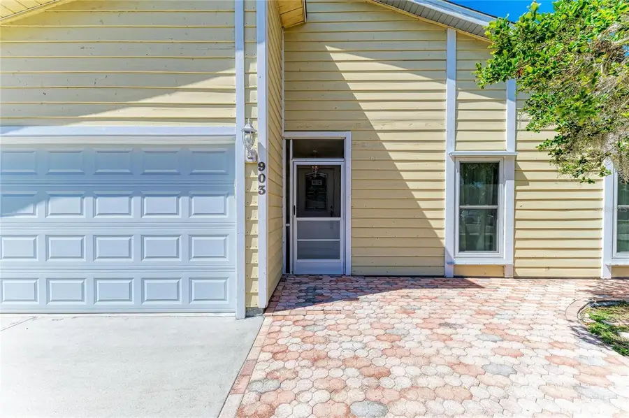 903 Plum Tree Lane, Sarasota, FL 34243 - #3