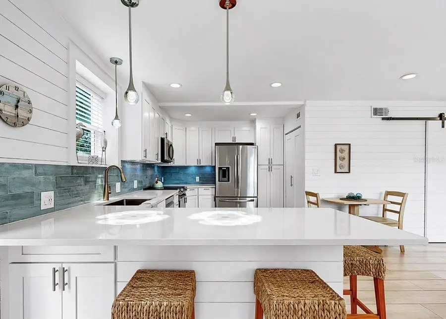 8096 Glenbrooke Lane, Sarasota, FL 34243 - #3