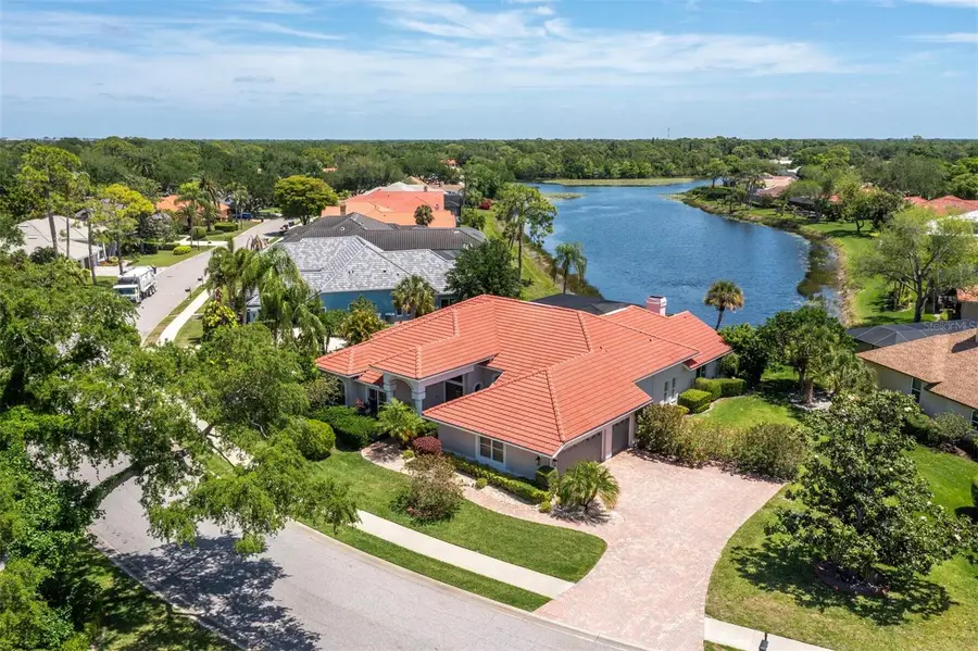 8615 Woodbriar Drive, Sarasota, FL 34238 - #2