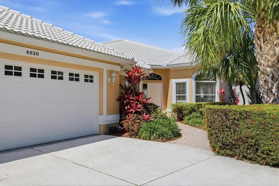 6820 Avenida Marbella, Sarasota, FL 34238 - #2