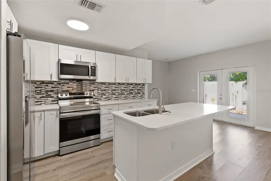 4330 Tyler Circle N, Saint Petersburg, FL 33709 - #2