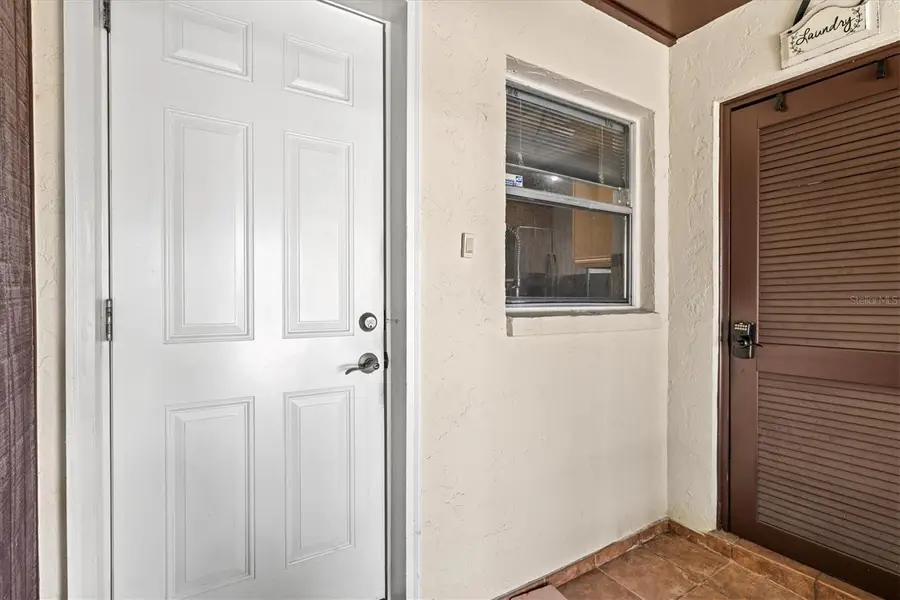 3202 Ramblewood Drive N, Sarasota, FL 34237 - #3