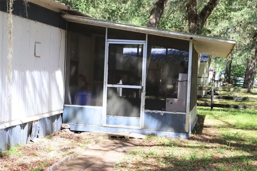 2466 Cr 401a, Lake Panasoffkee, FL 33538 - #2