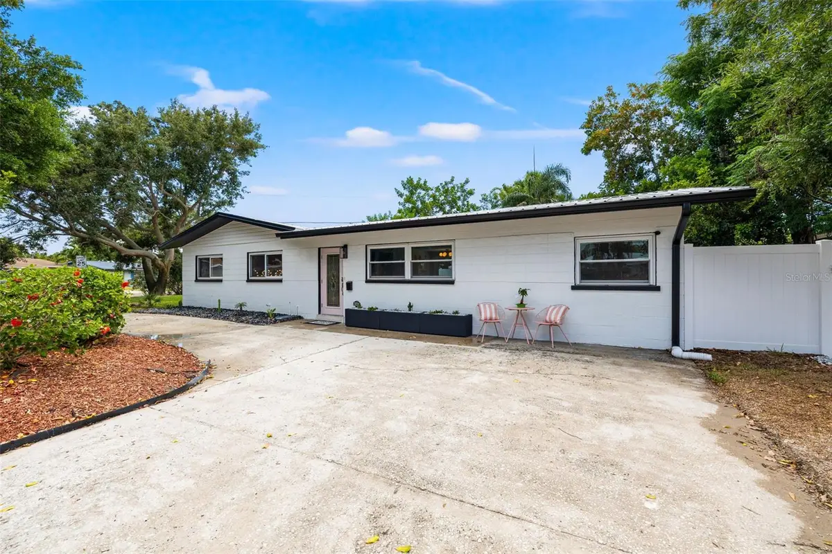 3755 Beach Drive Se, Saint Petersburg, FL 33705 - #1