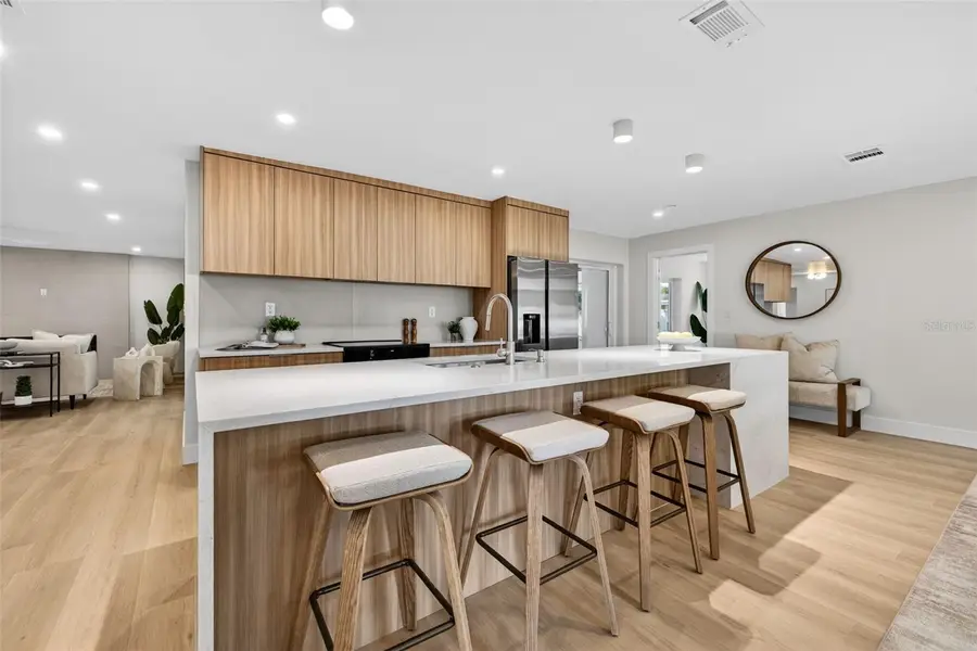 6649 Pinellas Point Drive S, Saint Petersburg, FL 33712 - #3