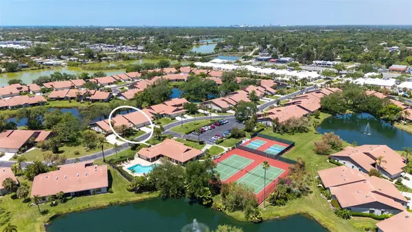 6048 Wilshire Boulevard #2, SARASOTA, FL 34238