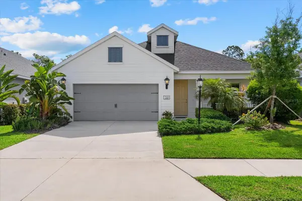 7526 Ridgelake Circle, BRADENTON, FL 34203