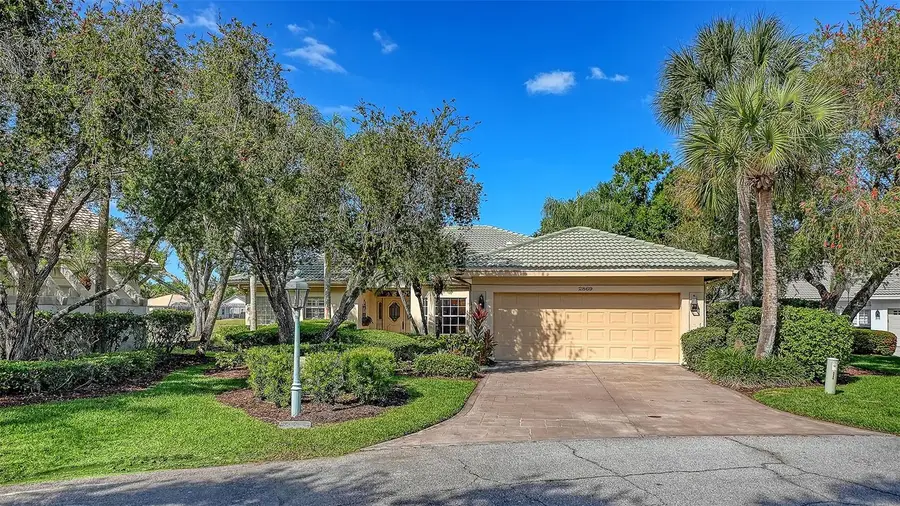 2869 Sandringham Place, Sarasota, FL 34235 - #2