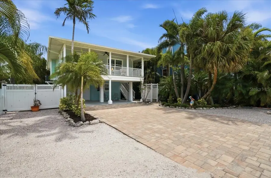 2811 Gulf Drive, Holmes Beach, FL 34217 - #2