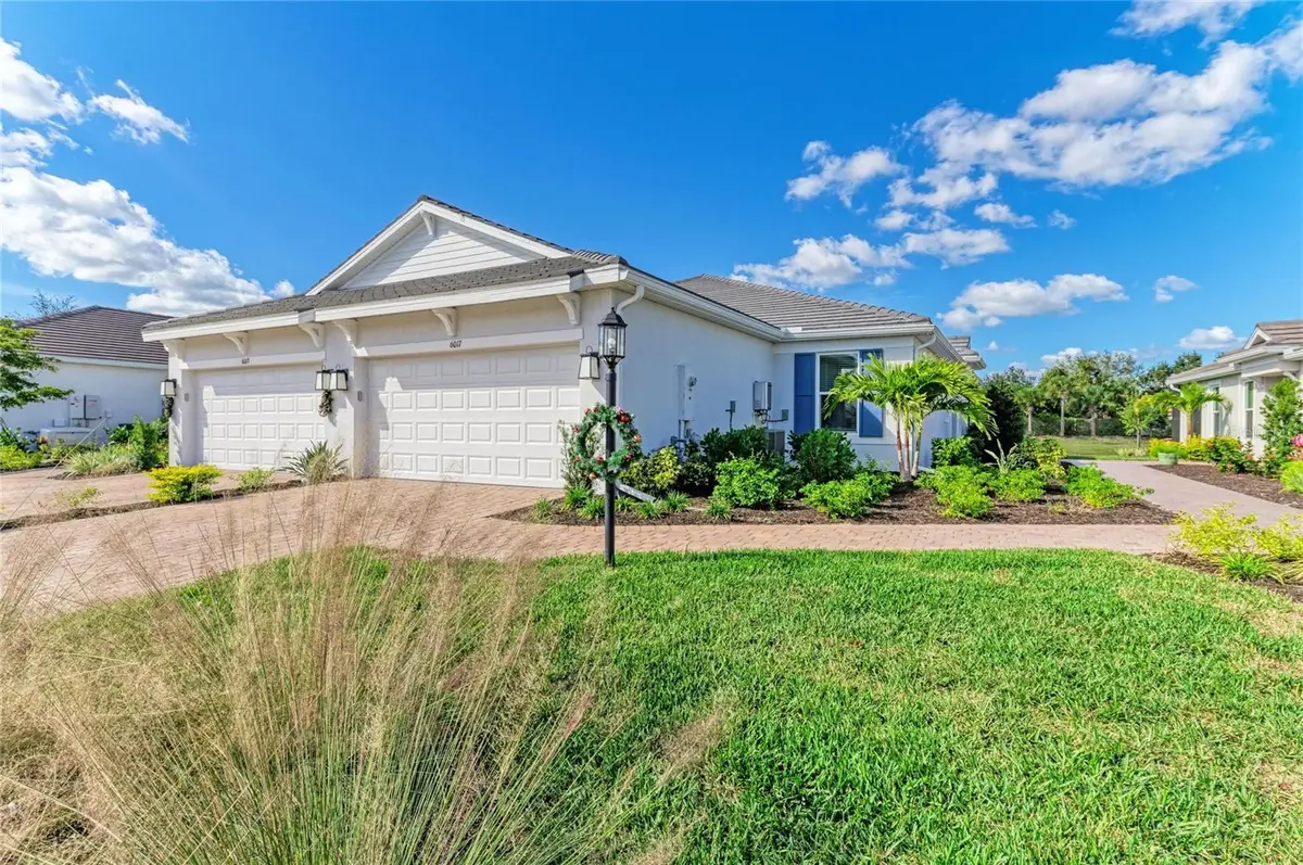 6017 Mesa Glen, Bradenton, FL 34203 - #1