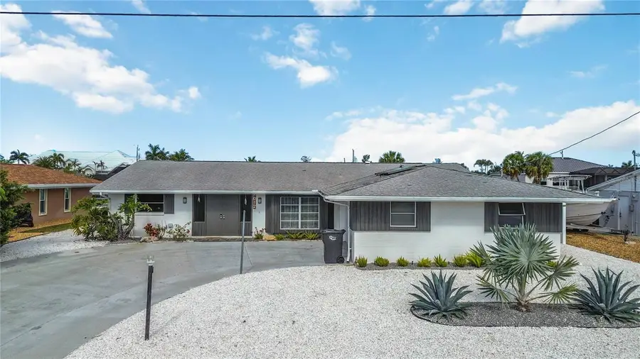 4012 99th Street W, Bradenton, FL 34210 - #2