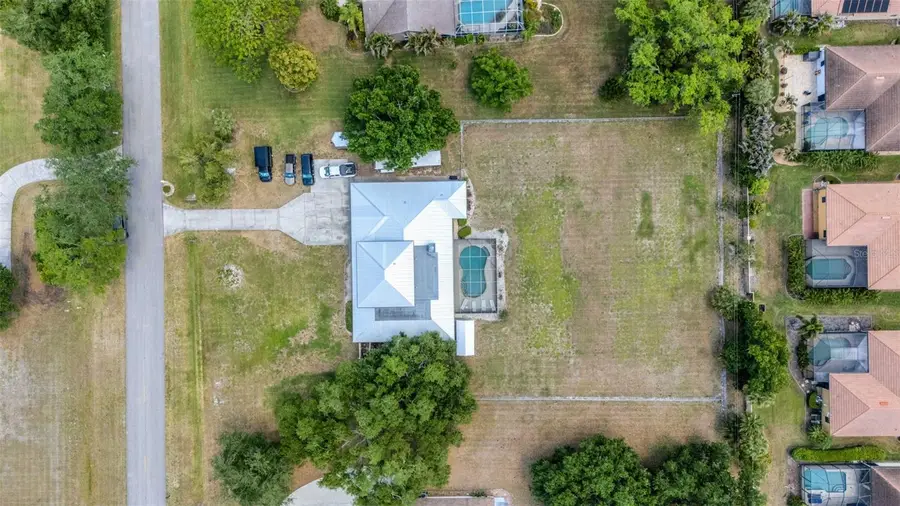 3656 Oak Grove Drive, Sarasota, FL 34243 - #2