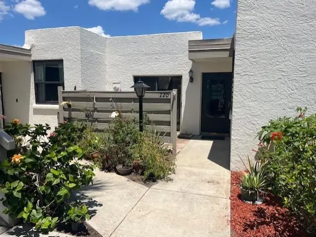 220 Lakewood Drive, Bradenton, FL 34210 - #1