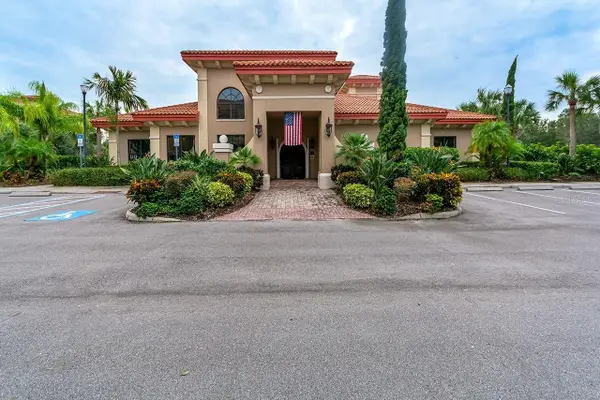 7702 Lake Vista Court #204, LAKEWOOD RANCH, FL 34202