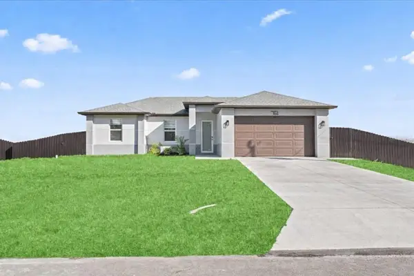 103 Diplomat Parkway E, CAPE CORAL, FL 33909