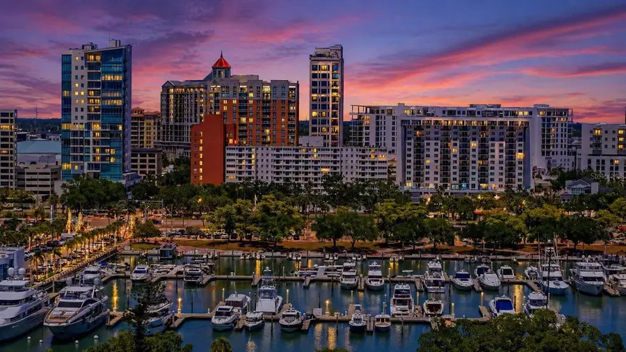 33 S Gulfstream Avenue #704, Sarasota, FL 34236 - #2