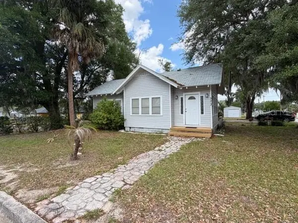 373 E Waldo Street, GROVELAND, FL 34736
