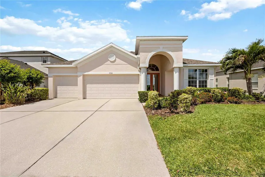 7740 Castleisland Drive, Sarasota, FL 34240 - #2