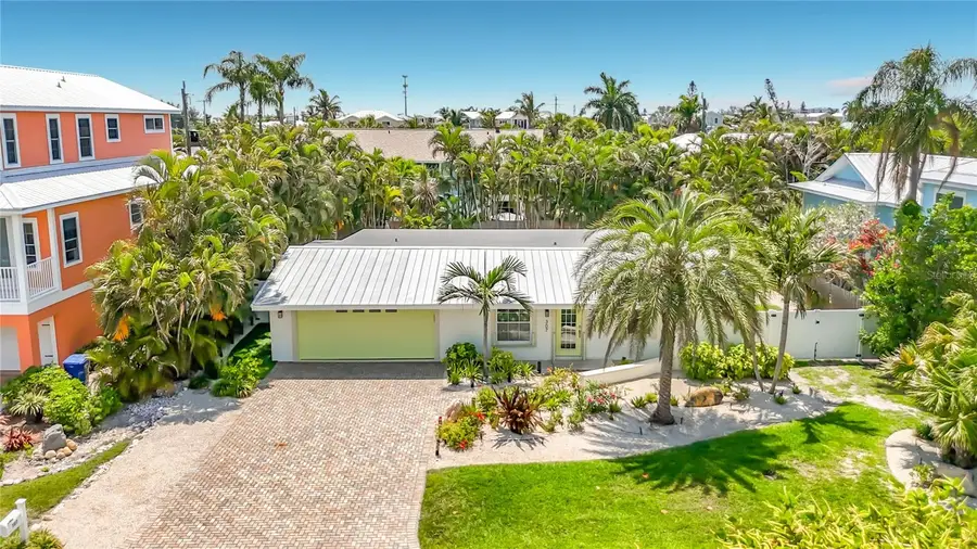 307 68th, Holmes Beach, FL 34217 - #3