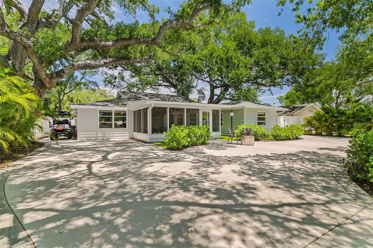 2215 Hibiscus Street, Sarasota, FL 34239 - #1
