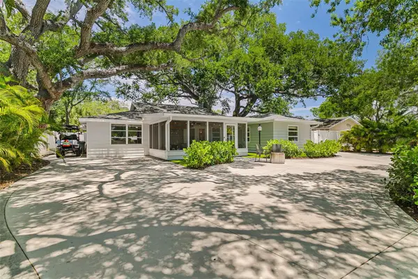 2215 Hibiscus Street, SARASOTA, FL 34239