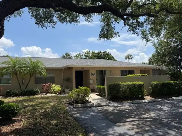7012 W Country Club Drive N #137, SARASOTA, FL 34243