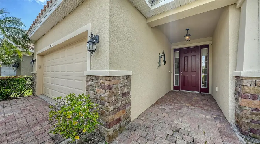 2858 Oriole Drive, Sarasota, FL 34243 - #2