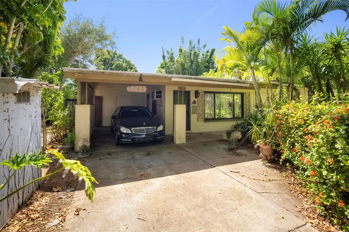 2742 S East Avenue, Sarasota, FL 34239 - #1