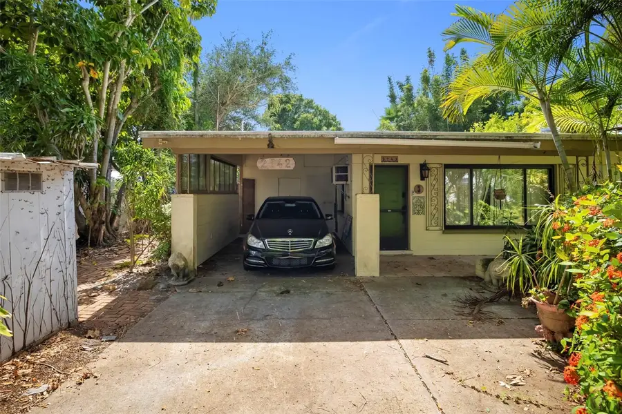 2742 S East Avenue, Sarasota, FL 34239 - #2