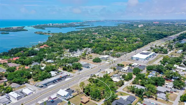 168 N Tamiami Trail, OSPREY, FL 34229
