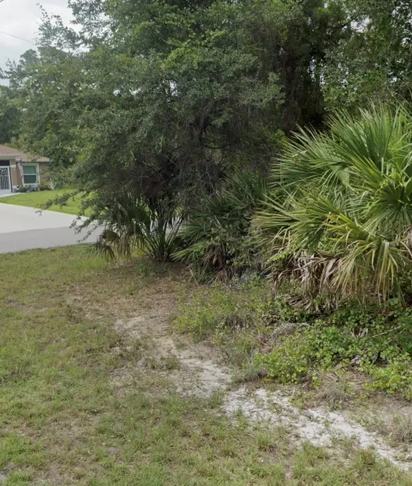 2894 Carmelia Street, NORTH PORT, FL 34288