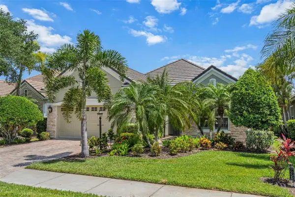 12037 Thornhill Court, LAKEWOOD RANCH, FL 34202