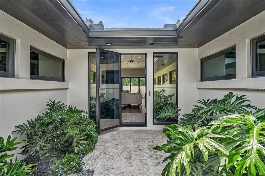 627 Owl Way, Sarasota, FL 34236 - #3