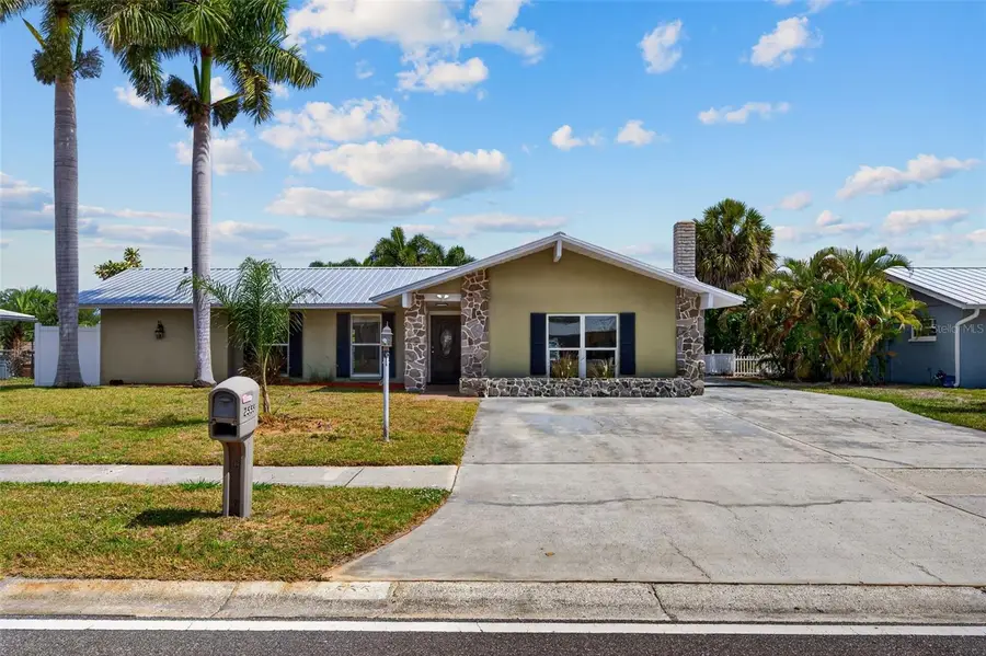2555 Constitution Boulevard, Sarasota, FL 34231 - #3