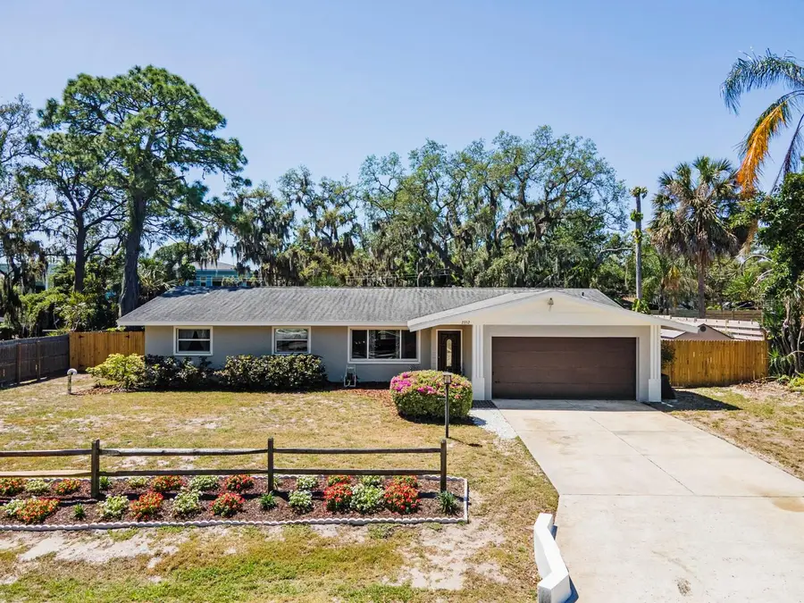 2352 Palm Terrace, Sarasota, FL 34231 - #2
