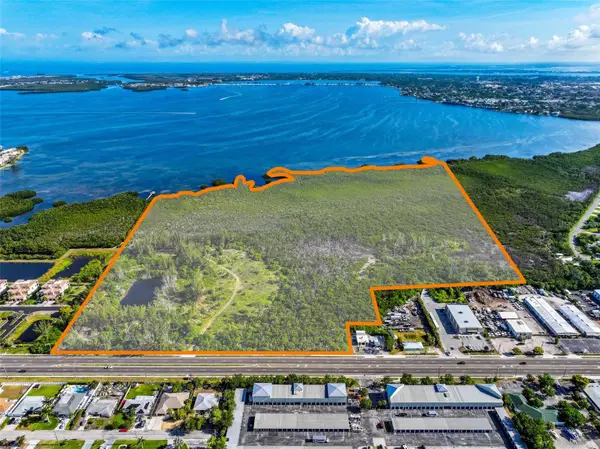 9000 Cortez Road, BRADENTON, FL 34203