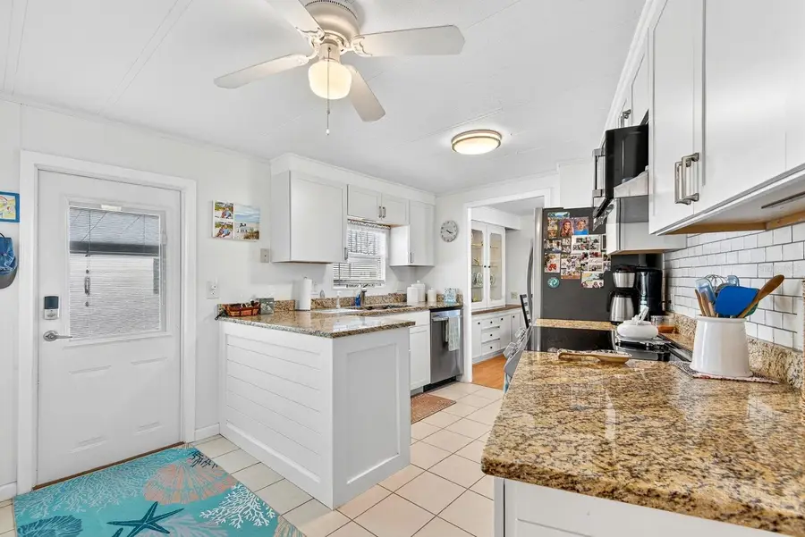 42 Caballo Way, Bradenton, FL 34209 - #3