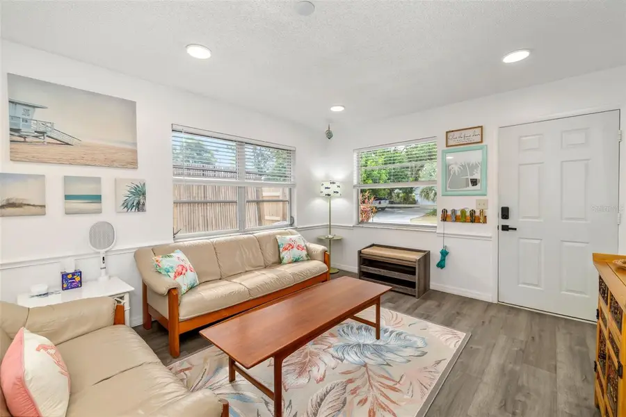 3049 Gypsy Street, Sarasota, FL 34231 - #2