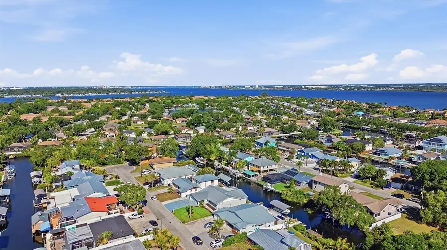 4219 2nd Avenue Ne, Bradenton, FL 34208 - #3