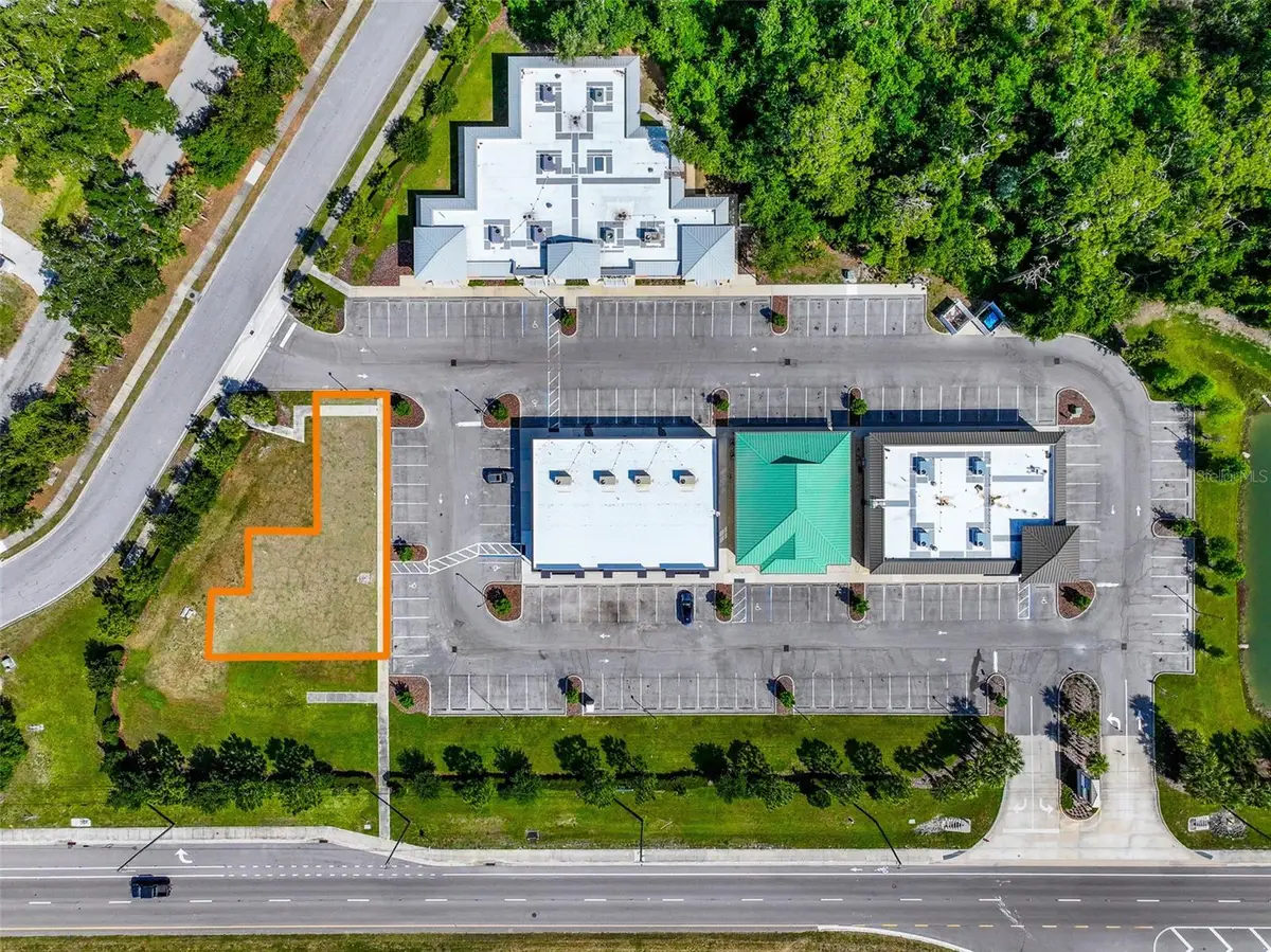 10030 Us Highway 301 N, Parrish, FL 34219 - #1