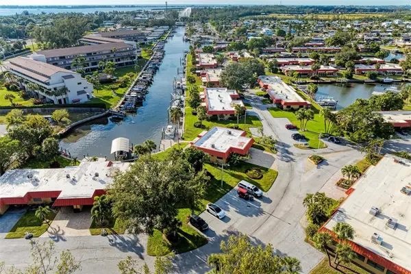 9409 Catalina Drive, BRADENTON, FL 34210