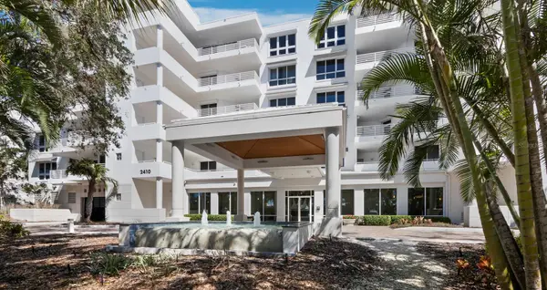 2410 Harbourside Drive #131, LONGBOAT KEY, FL 34228