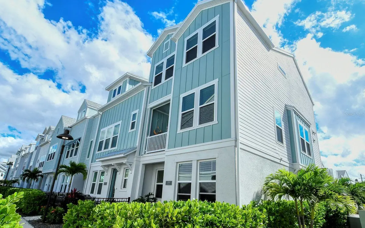 2300 Lindstrom Street, Sarasota, FL 34237 - #1