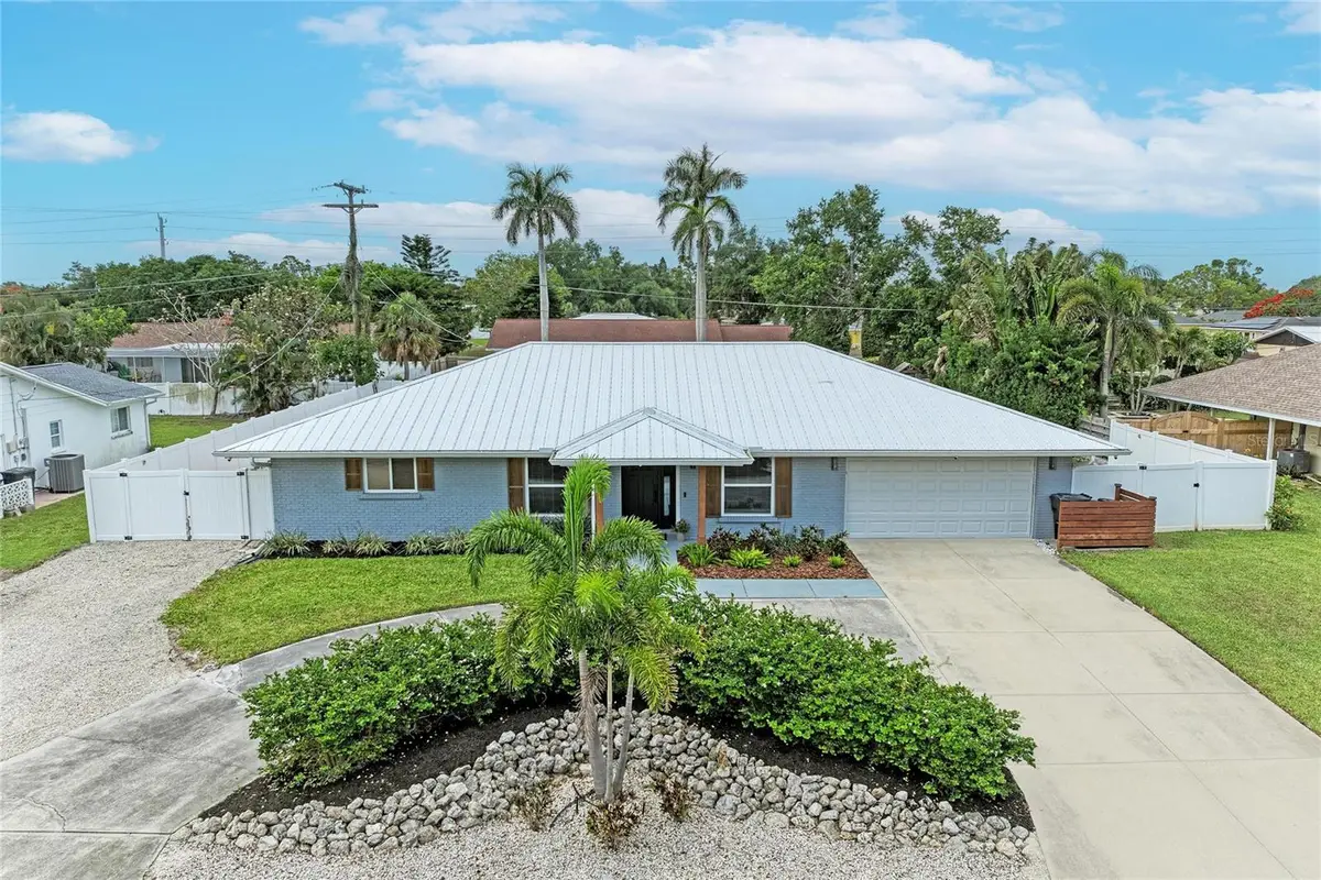 7611 18th Avenue Nw, Bradenton, FL 34209 - #1